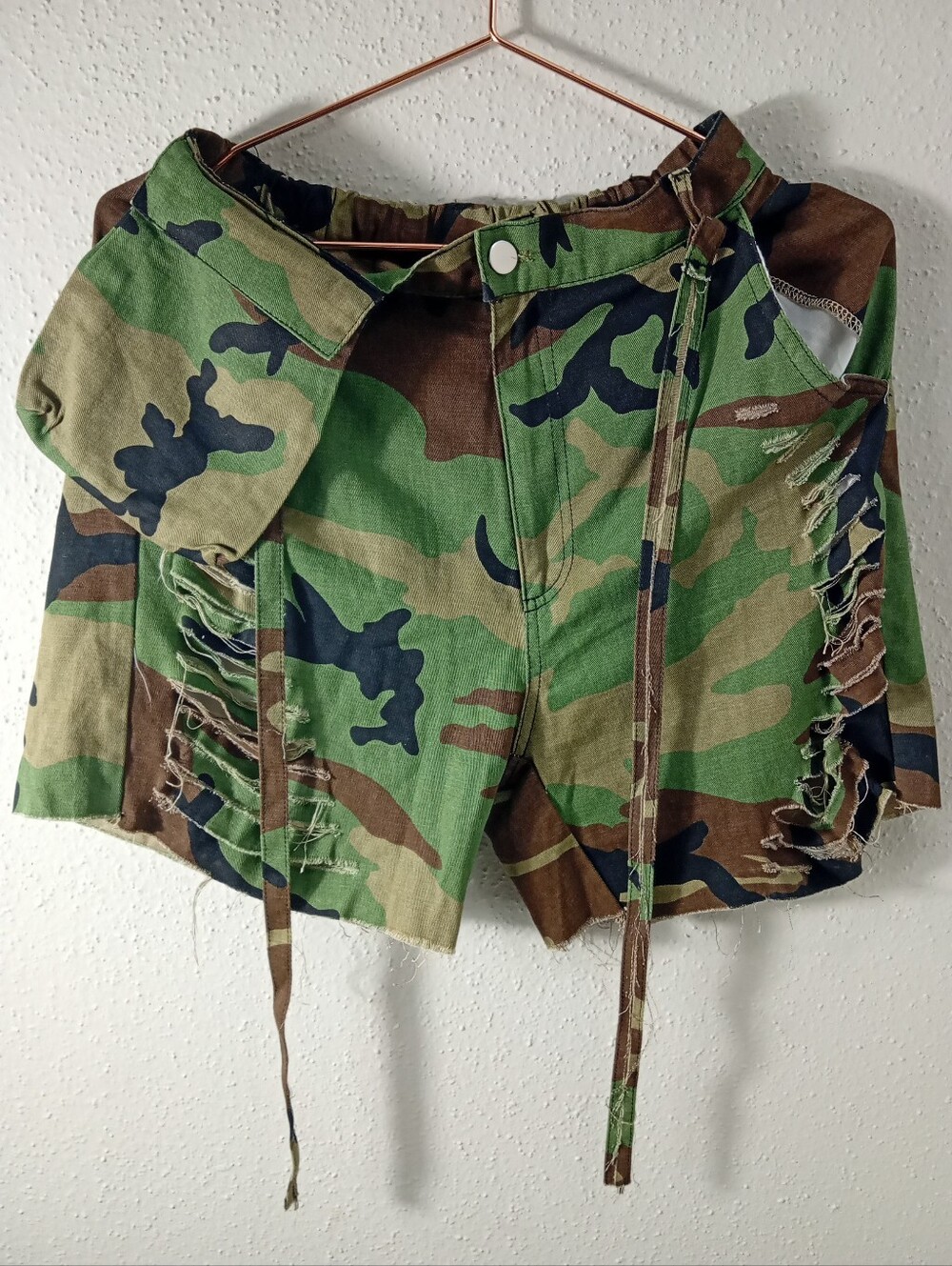 Medium Bulk Bundle Overalls, Bell Bottoms & Distressed Camo Shorts sz M - Picture 2 of 15